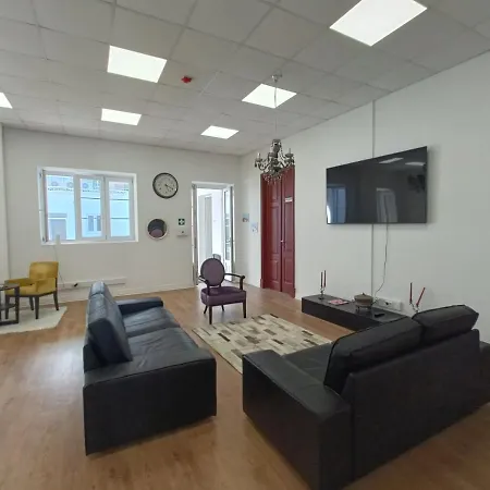 Albergaria Formosa Hostel *
