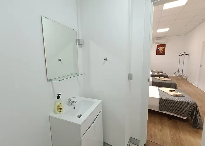 Albergaria Formosa Hostel *